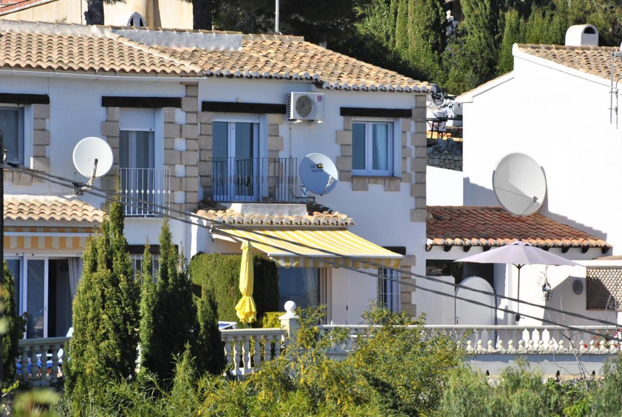 Rosalalinda - Cosy Semi-Detached Home With Sea Views And Large Terrace Moraira Exterior photo